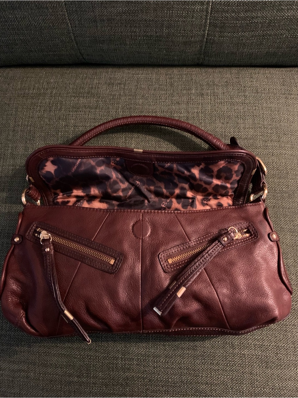 B. MAKOWSKY Leather Shoulder Bag in Deep Burgundy❤️❤️❤️ - Picture 6 of 12